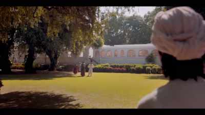Chanchal! Where have you been?
It's August's feeding time. - Beecham House