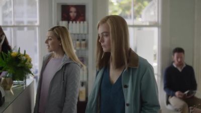 - Hi. - Hi. - The Girl from Plainville