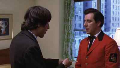 -Change.
-That's a $100 bill. - The Gang That Couldn't Shoot Straight