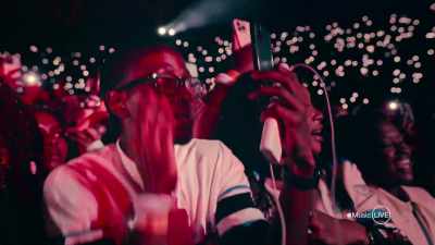 Chantez le plus fort possible ! Allez ! - Apple Music Live: Burna Boy