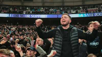 [chanting] City! - All or Nothing: Manchester City