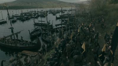 [CHANTING CONTINUES] - Vikings