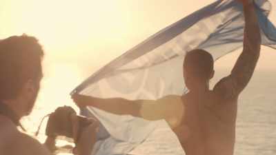 Chaque lever de soleil pourrait être le dernier. - Dream Boat