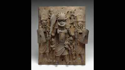 (chariandy): It is a book that
takes this, uh, vile, - Black Life: Untold Stories