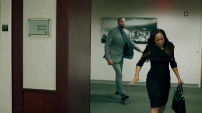 Charley...
Baby, wait a second. - Queen Sugar