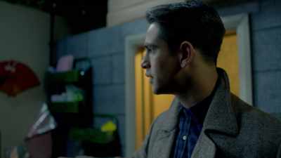 (Charlie exhales) - Snatch