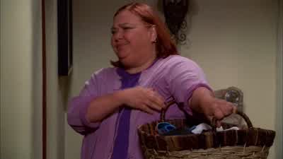 Charlie, you got somebody in there? - Two and a Half Men