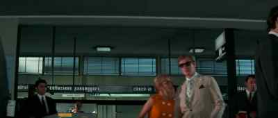 Charlie, listen.
The plan was that we stay here. - The Italian Job
