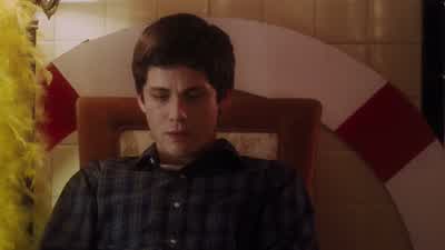Charlie, take offyour clothes. - The Perks of Being a Wallflower