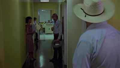 - Charlie, why don't you
go back to the station? - Silent Rage