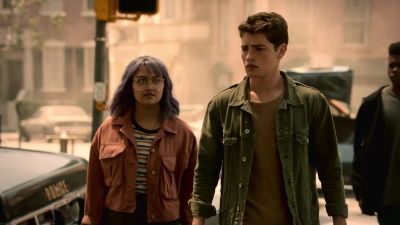 ‐ Chase, stop! - Marvel's Runaways