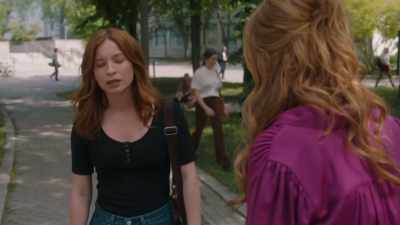 Chase "windmilled" a woman with veneers. - The Spencer Sisters