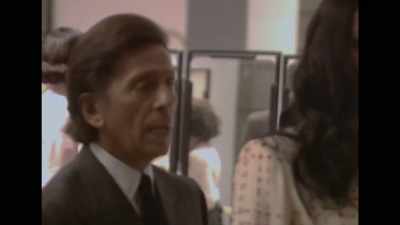 [chattering, indistinct] - The Super Models