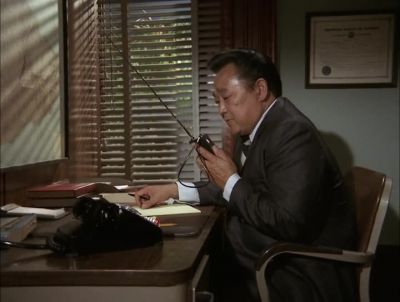 CHECK IN, STATION FIVE. - Hawaii Five-0