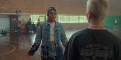 Check it out, fellas. - Heartbreak High