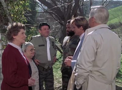 Check the house for weapons. - The A-Team