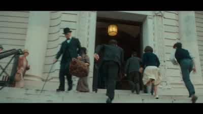 Check the platforms. - Agatha Christie's Seven Dials