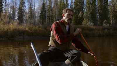 CHECK THEM OUT A LITTLE CLOSER. - The Last Alaskans