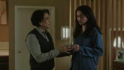 - Cheer up, I made you chai.
- Oh, so nice. - The Pradeeps of Pittsburgh