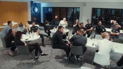 -(CHEERING AND APPLAUSE)
-Ah, well done, everybody. - Mission to Burnley