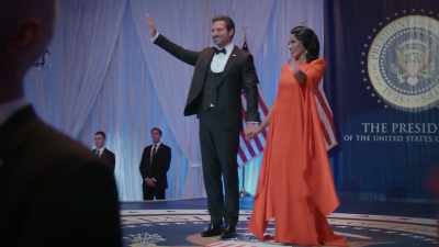 [CHEERING AND APPLAUSE] - Tyler Perry's The Oval