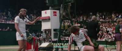 CHEERING AND APPLAUSE - McEnroe
