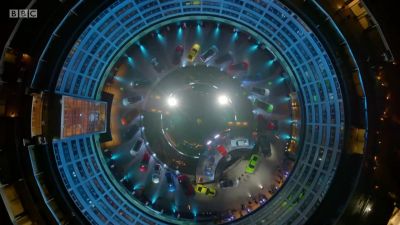 CHEERING AND APPLAUSE - Top Gear