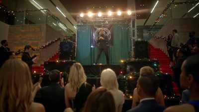 (cheering, applauding) - Christmas Stars