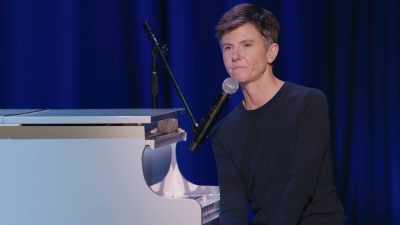 [cheering and applause] - Tig Notaro: Hello Again