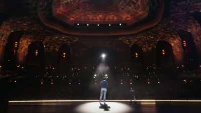 [cheering and applause] - Tig Notaro: Hello Again