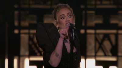 [cheering continues] - Adele One Night Only