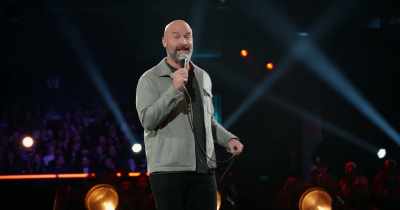[cheering fades] - Tom Segura: Sledgehammer