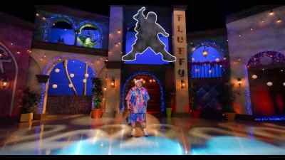 [cheering grows louder] - Gabriel Iglesias: Legend of Fluffy