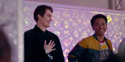 - [cheering and music continue]
- Wow. - The Idea of You