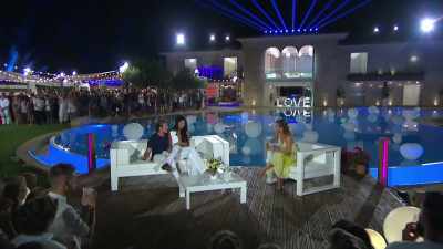 (CHEERING) - Love Island