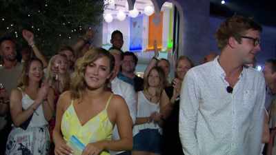 (CHEERING) - Love Island