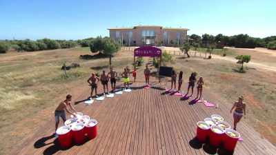 (CHEERING) - Love Island