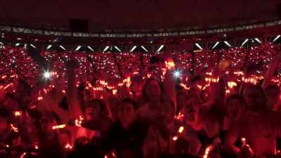 [cheering] - Coldplay: A Head Full of Dreams