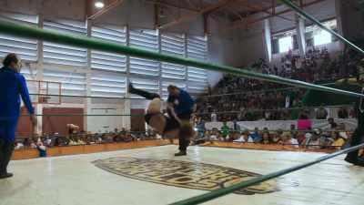 (Cheering) - The Wrestlers