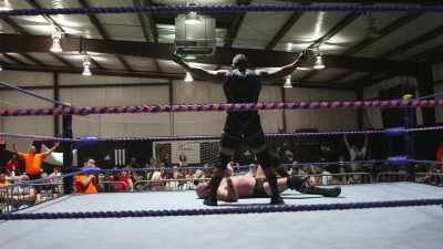 (Cheering) - The Wrestlers
