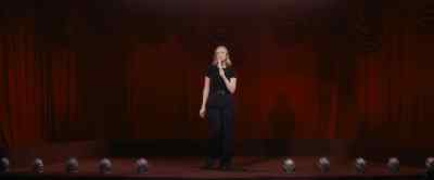 (cheering) - Hannah Einbinder: Everything Must Go