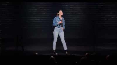 -[cheering]
-Um… - Whitney Cummings: Jokes