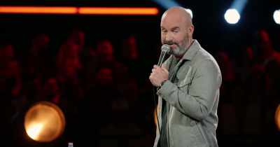 - [cheering]
- [whistling] - Tom Segura: Sledgehammer