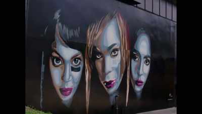[ cheers and applause continue ] - TLC Forever