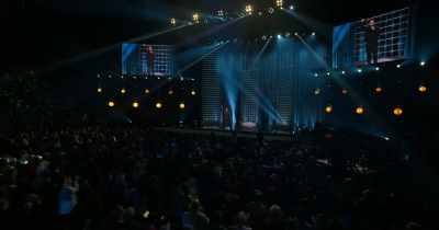 -[cheers and applause]
-I love you all. Good night! - Trevor Noah: I Wish You Would