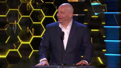 [ Cheers and applause ] - Comedy Central Roast of Bruce Willis