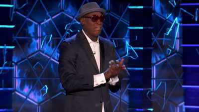 [ Cheers and applause ] - Comedy Central Roast of Bruce Willis