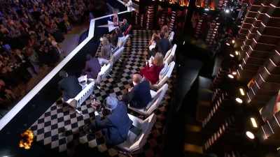 [ Cheers and applause ] - Comedy Central Roast of Bruce Willis