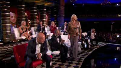 [ Cheers and applause ] - Comedy Central Roast of Bruce Willis