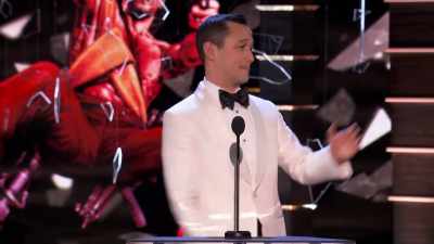 [ Cheers and applause ] - Comedy Central Roast of Bruce Willis
